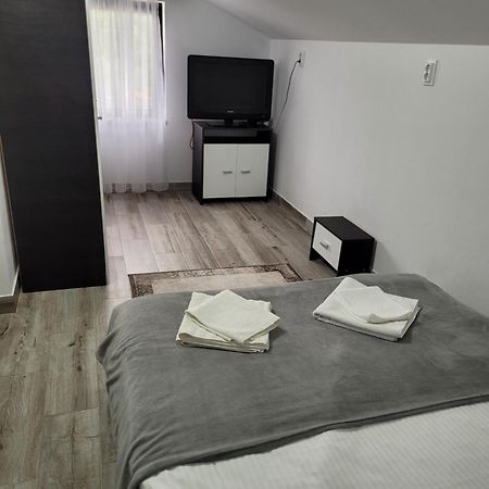 Casa Radu Apartman Lajosfalva Kültér fotó